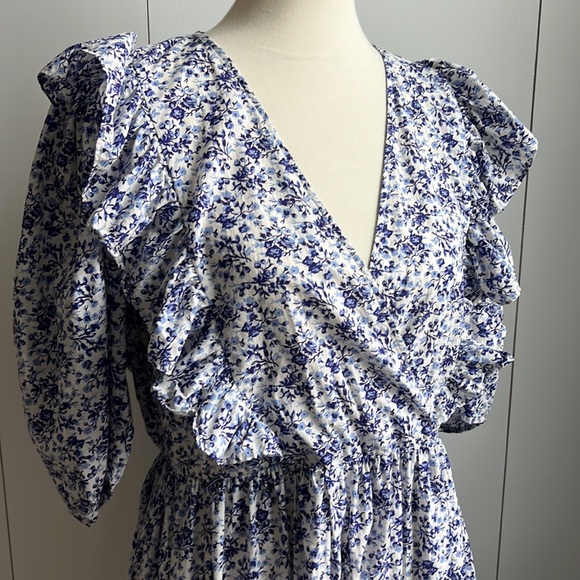 H&M floral puff sleeve dress EUC - Picture 7 of 8